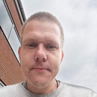 Jo er her for at finde hende jeg kan leve med og dele livet og nye steder med og kulture,  ... kontakt Nydelsefyn, single Mand fra Odense SV.