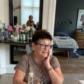 Jeg er en ungdommelig kvinde  som kigger efter en god ven måske kæreste. Af interesser har ... kontakt Frknielsen08, single Kvinde fra Odense NV.