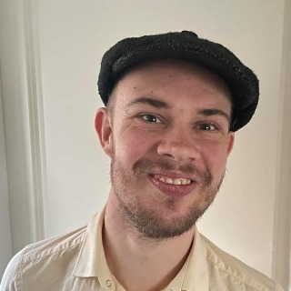 Er en humørbombe af et humoristisk, fransk og tysk talende, altid aktivt, kunst elskende e ... kontakt Thor, single Mand fra Aarhus C.