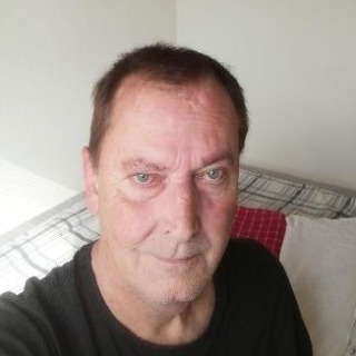 Jeg er kritisk med udseende og størrelse. Vær realist med alder og afstande. ... kontakt Stig, single Mand fra Aabenraa.