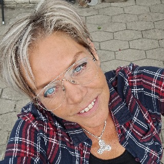 Hej hej 
Kikker lige lidt rundt  ... kontakt Smiler, single Kvinde fra Odense C.