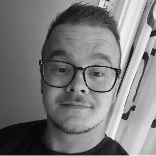 Er gut som har datter. uddanne lastbil chauffør som bor i korsør 

Kan lig at træne lave ... kontakt Frederik, single Mand fra Korsør.
