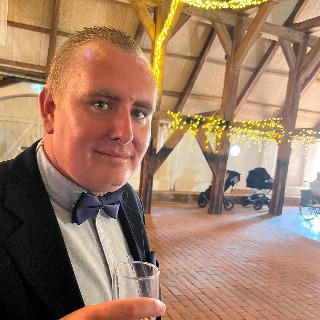 Er du til 🍾-🍺-🍷 ... kontakt Kasperefb, single Mand fra Ribe.