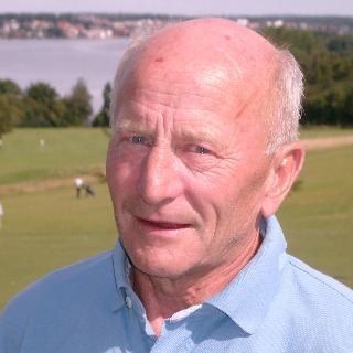 Søger sød kvinde at hygge med.
 ... kontakt Paja, single Mand fra Glamsbjerg.