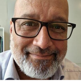 Sød fyr, godt uddannet, berejst og belæst - med glimt i øjet, smil på læben og trang til k ... kontakt Maskulinum43, single Mand fra København Ø.