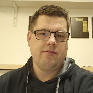 Hej 
Jeg er en frisk "ung" mand på 42
Jeg er en gut der gang i og har mange projekter i  ... kontakt Stoel, single Mand fra Næstved.