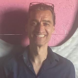 ❤️ Human Being since 1974.

Til en start håber jeg egentlig mest bare på at møde en rigt ... kontakt Martin, single Mand fra Aalborg.