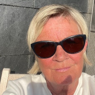 Jeg søger en sød kæreste som kan lide at være nærværende samt en jeg kan få nogle rejseopl ... kontakt Elisabeth, single Kvinde fra Roskilde.
