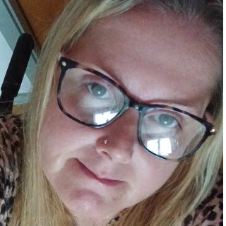 .
jeg er 46 sidder I kørestol har mange interesser så som brætspil kortspil natur museum  ... kontakt Lady, single Kvinde fra Ballerup.