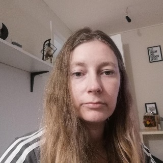 Inde og lurer ... kontakt Barekimmi, single Kvinde fra Sæby.