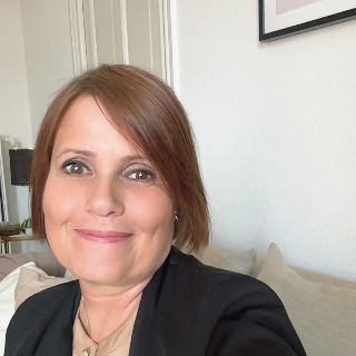 Jeg søger en dejlig kæreste. Ham jeg ikke vil undvære . Ham der giver plads til, at vi beg ... kontakt Anette, single Kvinde fra Randers C.