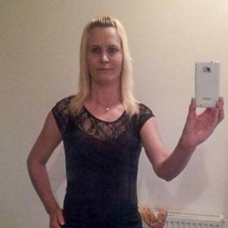 hej jeg er en pige, der søger en kæreste,smiler.
til daglig arbejder jeg i et supermarked ... kontakt Lilli, single Kvinde fra Aalborg.