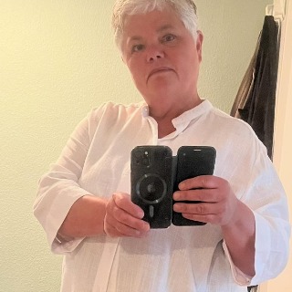 Søger en mand, der kan blive til kærestepotentiale ... kontakt Nina14, single Kvinde fra Ribe.