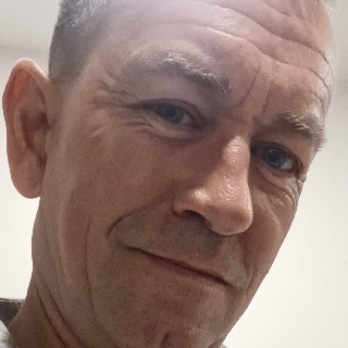Livssnyder.  Kigger lige . Er ny her
Findes andet sted ... kontakt Klausdige, single Mand fra Vejle.