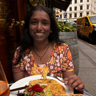 
Jeg er tilgængelig og har dybde, jeg er i stand til at se livet og verden fra flere vink ... kontakt Jenny, single Kvinde fra Valby.