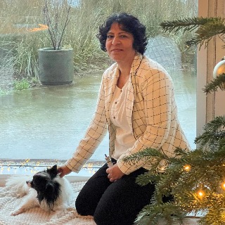 Hej jeg er sød og ærlige kvinde som søger en ven eller en kæreste på længere sigt
Hvis du ... kontakt Snoppy1, single Kvinde fra Ikast.