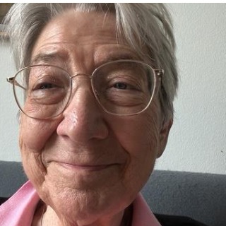 Livserfaren kvinde med humor, varme og egne meninger. Jeg sætter pris på gode samtaler, næ ... kontakt Marianne, single Kvinde fra Fredensborg.