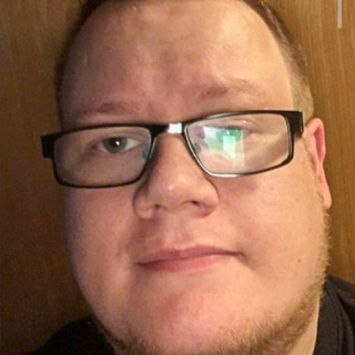 Skriv og find ud af hvem jeg er :D, dog kort fortalt er jeg far til 2 unger :) ! en på 8 o ... kontakt Flinkerenfyr, single Mand fra Ringe.
