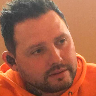 Hej jeg er 48 år gammel , men næsten alle jeg møder skyder mig til slutningen af ,erne og  ... kontakt Kim, single Mand fra Otterup.