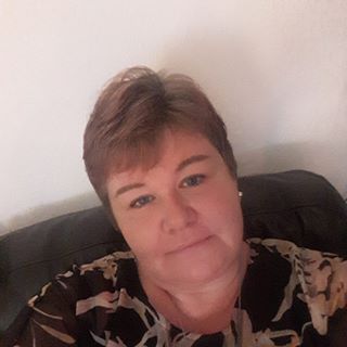 Hejsa jeg søger en sød og ærlig kæreste  ... kontakt Betina, single Kvinde fra Nørre Aaby.