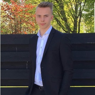 Hej piger!
Jeg er en sød og omsorgsfuld knægt som søger en sød og dejlig pige et mit liv! ... kontakt Benjaminhansen, single Mand fra Hjørring.