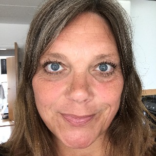 Jeg er ikke medlem og kan derfor ikke læse dine beskeder.  ... kontakt Mettestrom, single Kvinde fra Middelfart.