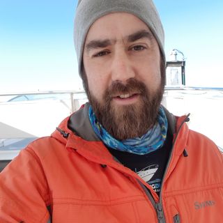 Jeg er syrier
arbejder i Rødvig fra 5 år siden, bådebygger 
 ... kontakt Noahf, single Mand fra Store Heddinge.