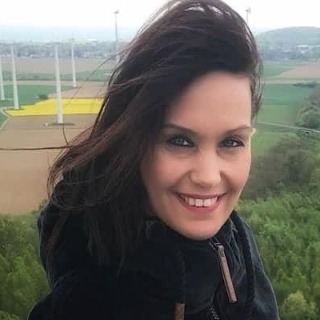 Hej alle, mit navn er Bente, jeg er single og leder efter en ærlig og omsorgsfuld mand, so ... kontakt Bente, single Kvinde fra Randers C.