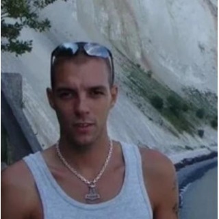 Hej jeg er sød og rar mand.
jeg søger en at mødes med irl. For at se om der er kemi til h ... kontakt Mjølner75, single Mand fra Nivå.