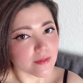 Jeg er åben, glad, venlig, aktiv og hjælpsom.

Og så er jeg trofast. ... kontakt Lyly, single Kvinde fra Hobro.