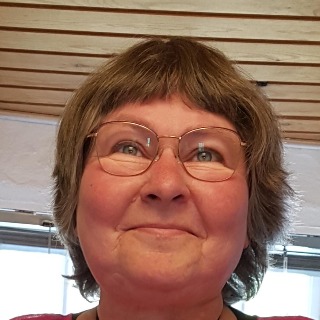 Sjov, impulsiv frodig quinde på 63år er hvad du kan finde her) måske🤗) ....hvad kan du ti ... kontakt Lise, single Kvinde fra Assens.