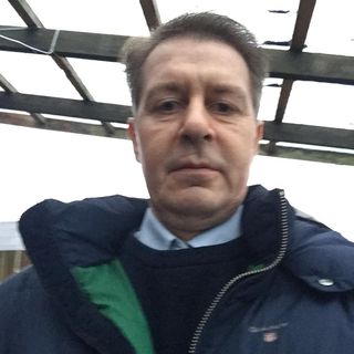 Søger dig med den smukke hjerne og de sunde værdiet, det ved hvsd feminin betyder og udlev ... kontakt Kenneth, single Mand fra Nykøbing M.