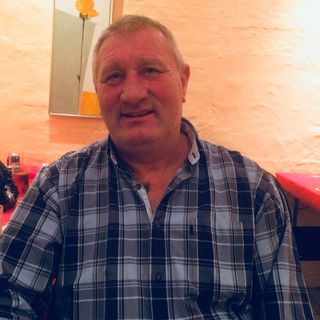 Jeg en manden i min bedste alder som kunne tanke mig en kvinde at kunne dele tid med ... kontakt Henrikfrem, single Mand fra Rødovre.