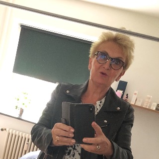 Jeg søger manden i mit liv. Høj slank og ikke kedelig. Livet er at rejse. ... kontakt Amina, single Kvinde fra Køge.