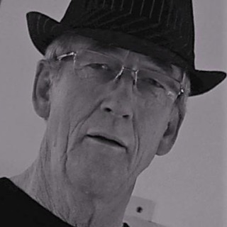 Frisk mand, kan lide sjov, lystfisker, kører motorcykel, har en lille jolle som jeg kan li ... kontakt Axelf, single Mand fra Kalundborg.