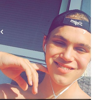 Ung trænet fyr fra Rødovre over som faktisk bare er lidt nysgerrig ... kontakt Madsen01, single Mand fra Rødovre.