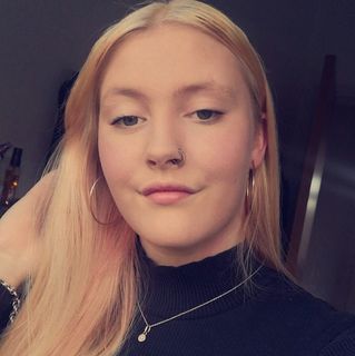 Hej, jeg kommer fra Kolding. Jeg har ikke skrevet nogen profiltekst endnu, måske jeg skriv ... kontakt Simone, single Kvinde fra Kolding.