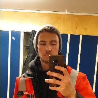 Søger ikke noget seriøst  ... kontakt Martynas, single Mand fra Viborg.