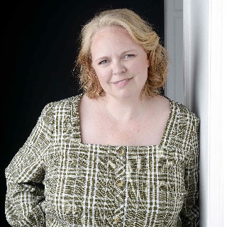 ⭐ Smilende og næsten altid i godt humør
⭐ Har humor og lægger også stor vægt på det
⭐ Ka ... kontakt Høybye, single Kvinde fra Ølstykke.