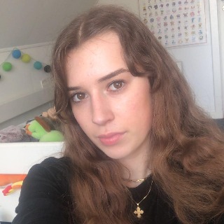 Hej, søger venner / veninder, måske en kæreste. jeg elsker at være aktiv, eller at være på ... kontakt Gabriella, single Kvinde fra Holbæk.