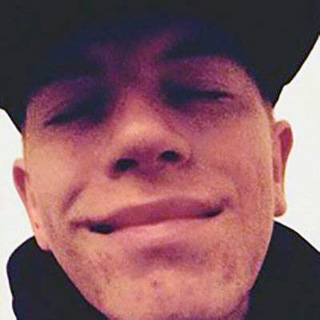 Jeg er en ung knægt som gerne vil have nye erfaringer :) ... kontakt Jakethek, single Mand fra Randers SØ.