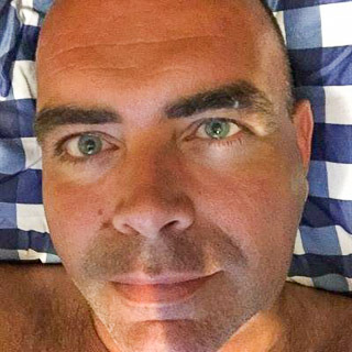 Initiativrig mand med mange ideer, søger impulsiv og kærlig kvinde. Jeg bor i en mindre la ... kontakt Mondoom, single Mand fra Hadsten.