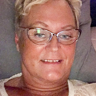 Jeg er en frisk kvinde, som dyrker fitness, svømning, gymnastik,og vand aerobic 7x ugentli ... kontakt Lillian2206, single Kvinde fra Skovlunde.